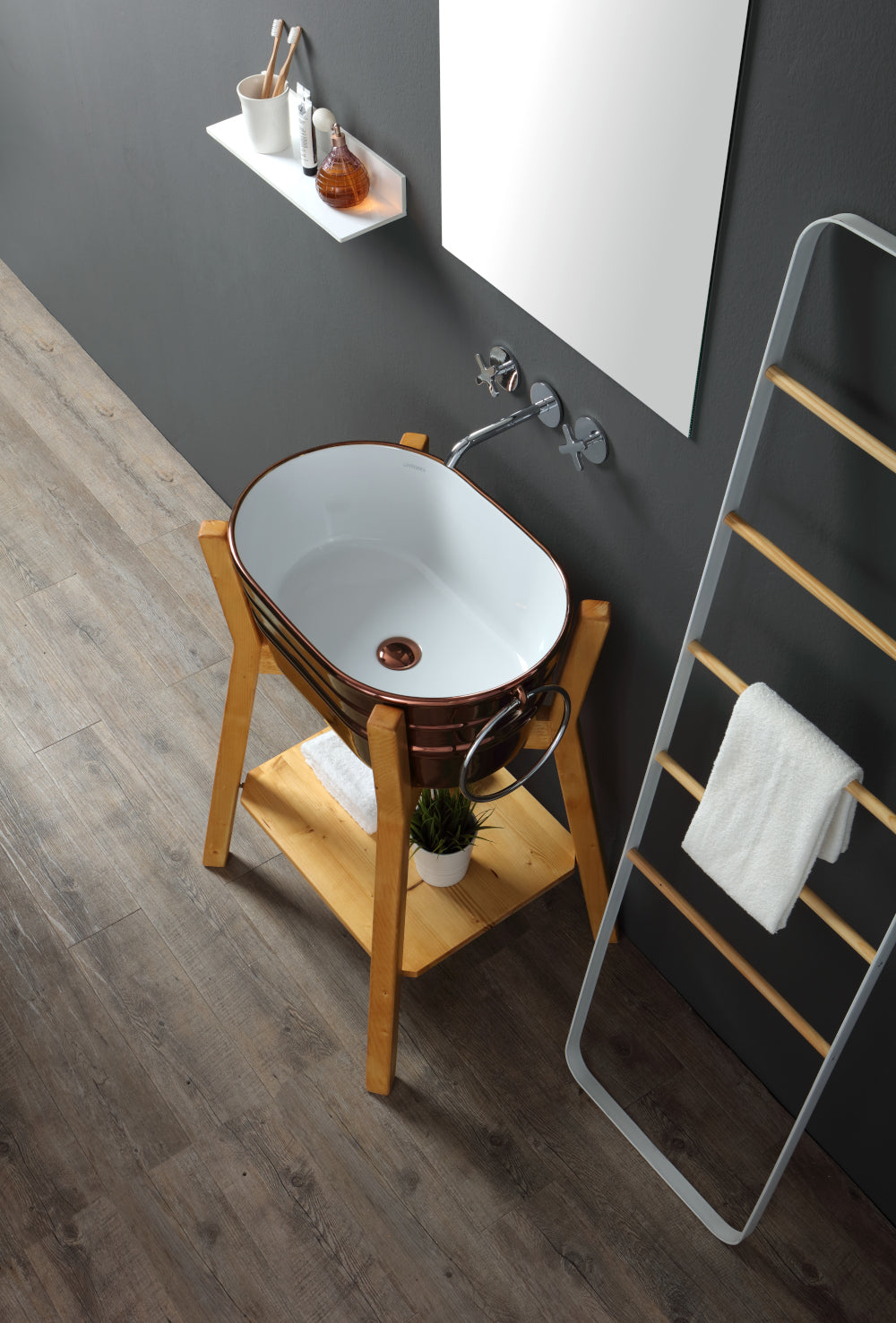 HIGH FLOOR WOODEN TUB FRAME