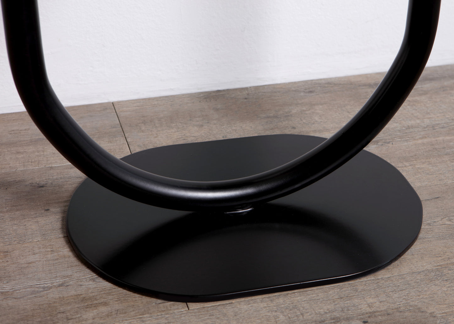 METALLSTRUKTUR MIT MARMORTOP SGABELLO