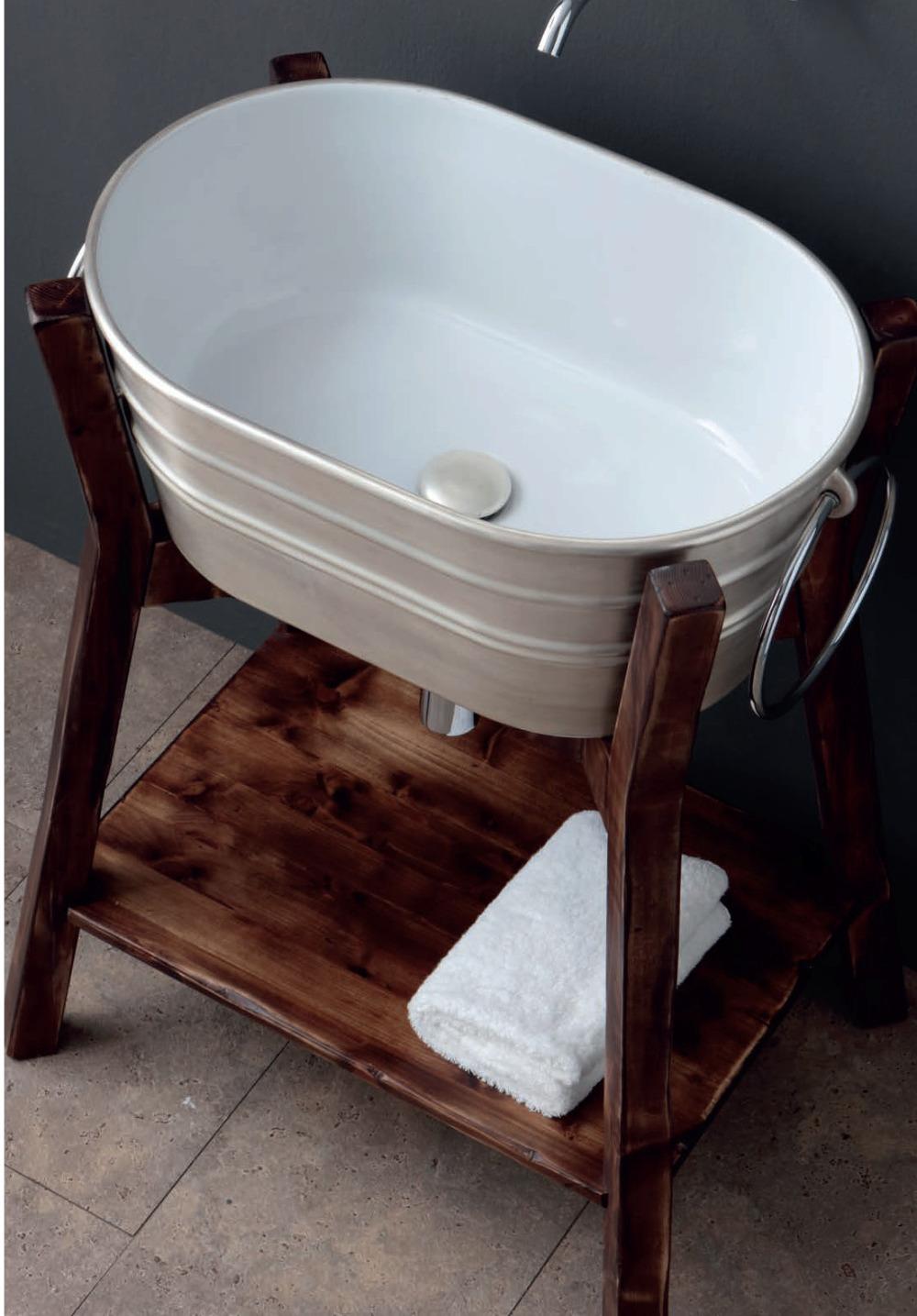 HIGH FLOOR WOODEN TUB FRAME