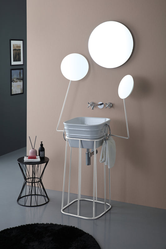 METALLSTRUKTUR MIT SPIEGELN MANICHINO