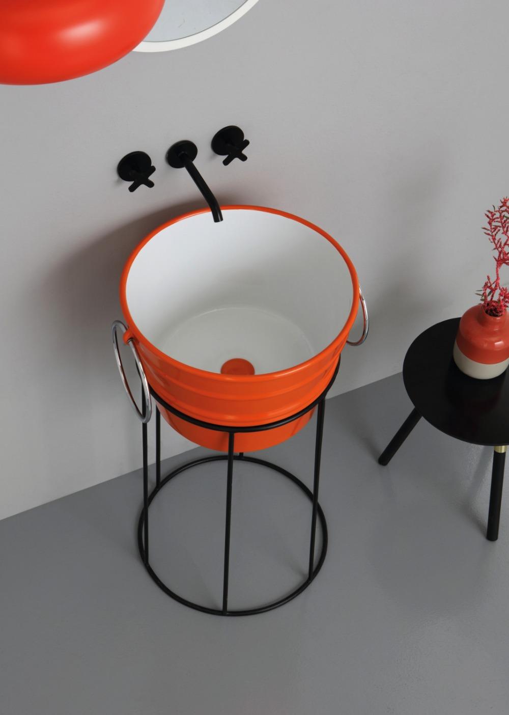 HOCHBODEN-METALLSTRUKTUR  BACILE