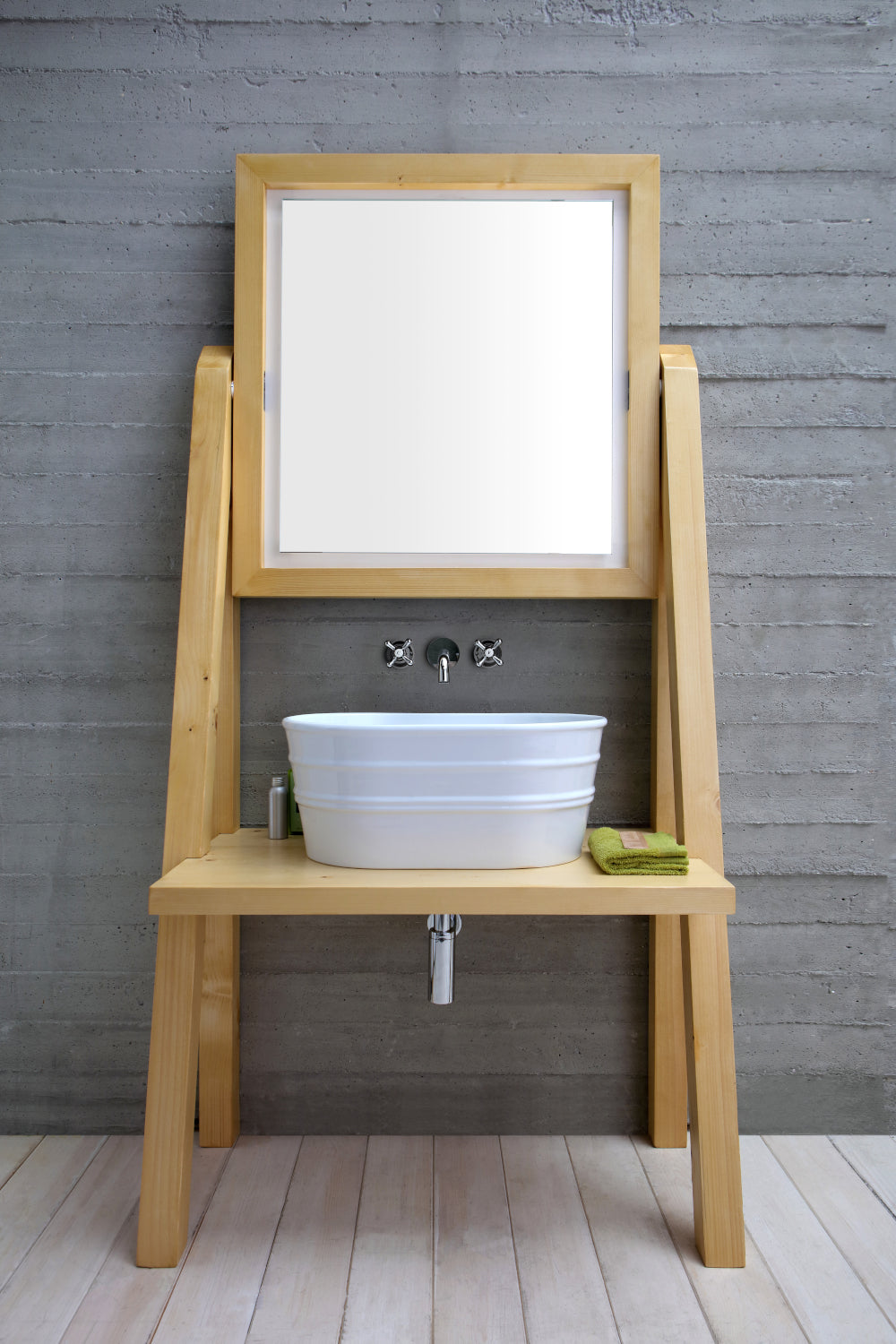 WOODEN FLOOR UNIT WITH DRESSING MIRROR