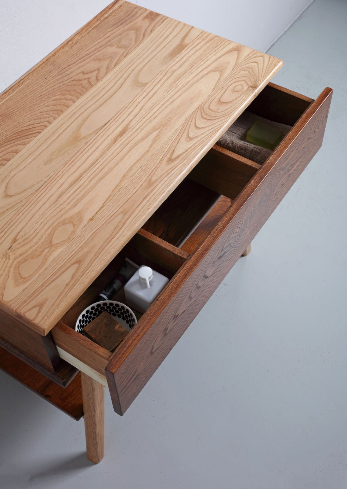 Mobile portalavabo in legno H Compass