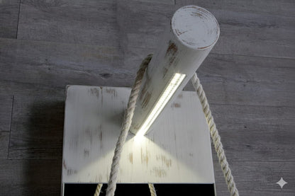 HOLZBODENSTRUKTUR MIT SPIEGEL POZZO BACILE 