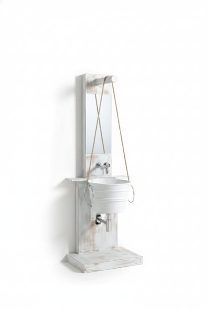 HOLZBODENSTRUKTUR MIT SPIEGEL POZZO BACILE 