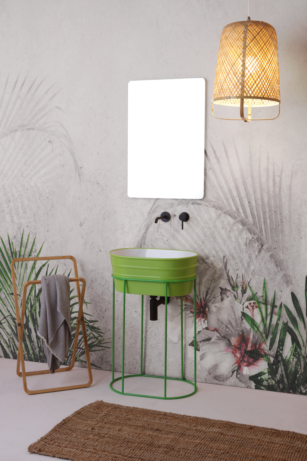 Composizione Tinozza e struttura in metallo alta verde impulso